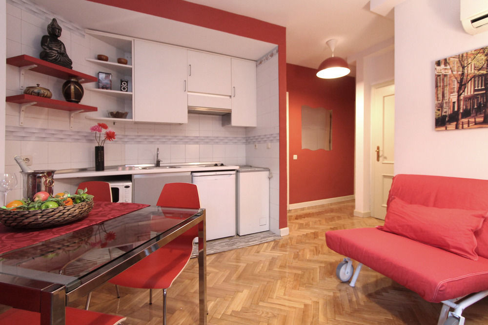 Apartamentos Goyescas Deco Madrid Dış mekan fotoğraf
